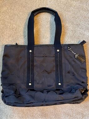 Beautiful Coach Black Signature Jacquard Tote